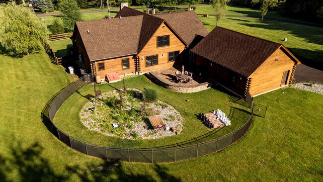 Building Photo - 7223 Ferry Rd