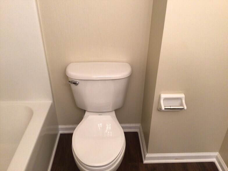 Building Photo - 7534 Sparkleberry Dr