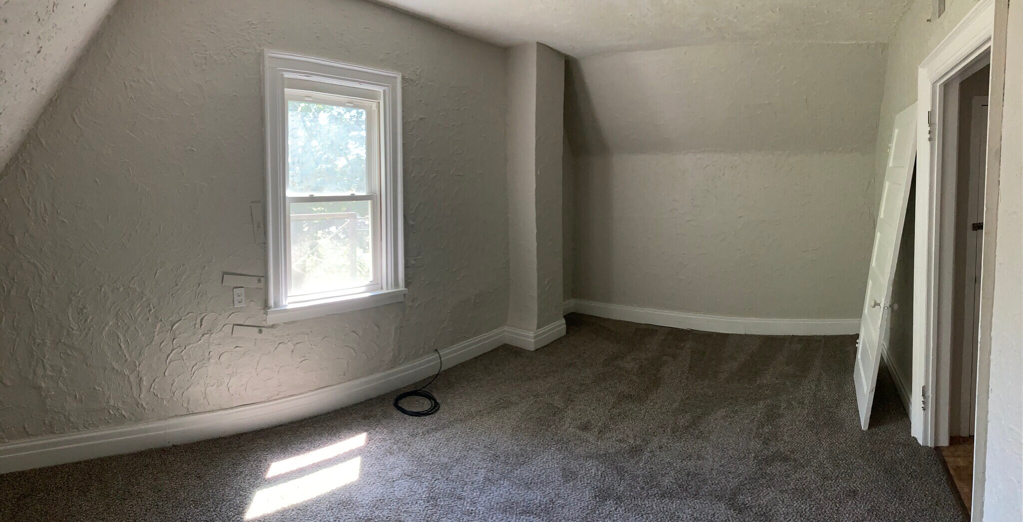 Building Photo - 257 Richmond Ave