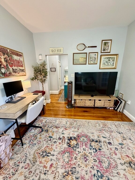 Building Photo - 36 Sagamore St