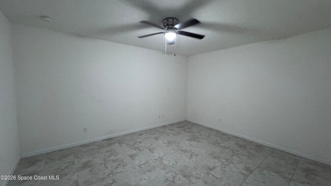 Building Photo - 759 Simeon Dr