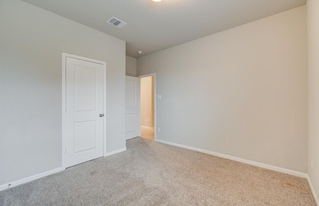 Building Photo - 504 Bighorn Dr.