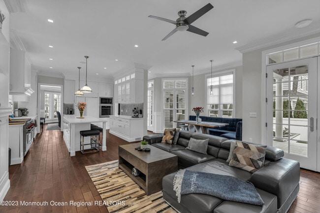 Building Photo - 502 Brighton Ave