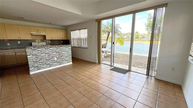 Building Photo - 15315 SW 31st Terrace