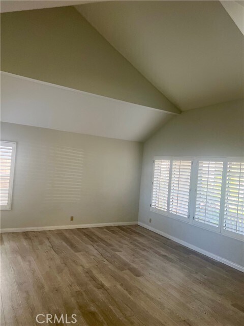 Building Photo - 5018 Evanwood Ave