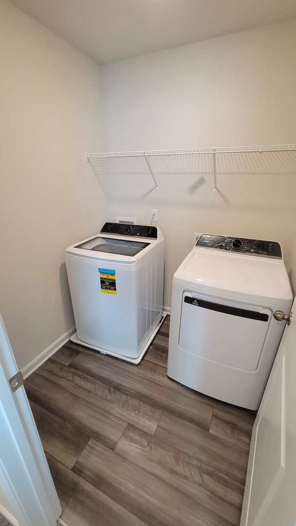 Building Photo - 3 bed, 2.5 Bath Townhome Available in Reid...