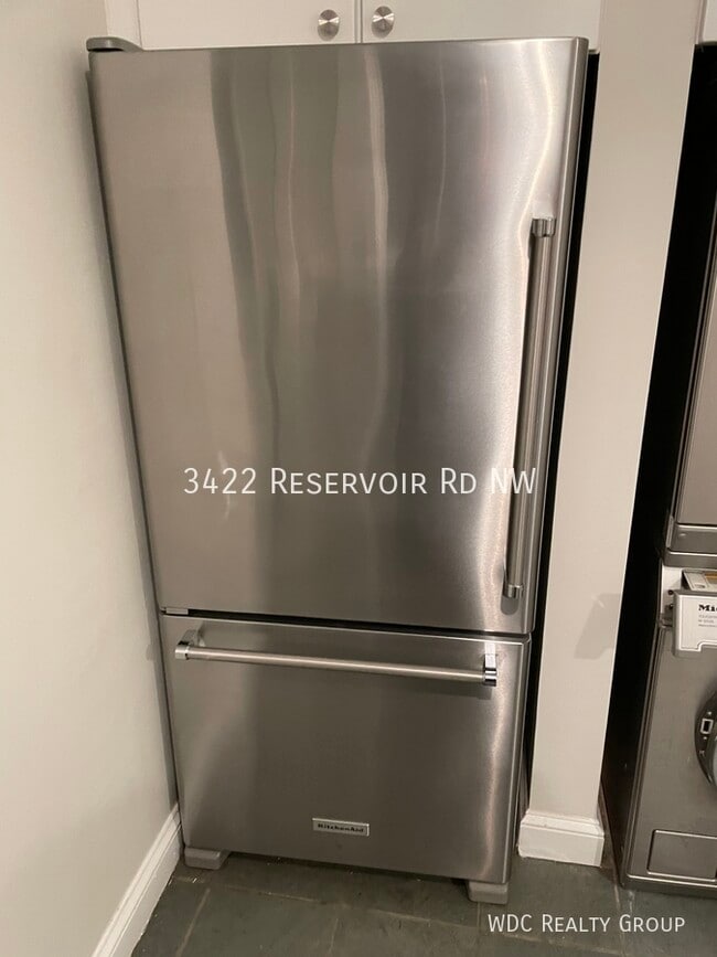 Building Photo - 3422 Reservoir Rd NW