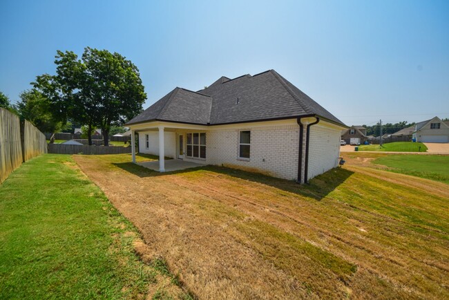 Building Photo - NEW CONSTRUCTION 2021 in Atoka - 4 bed, 2 ...