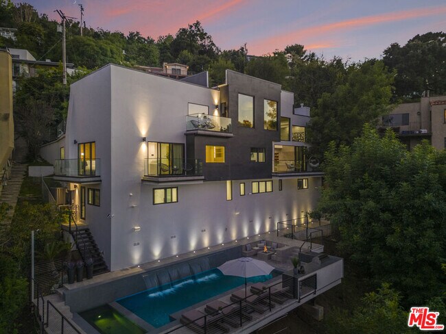 Building Photo - 7317 Caverna Dr