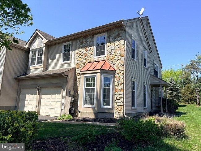 Building Photo - 54 Magnolia Dr