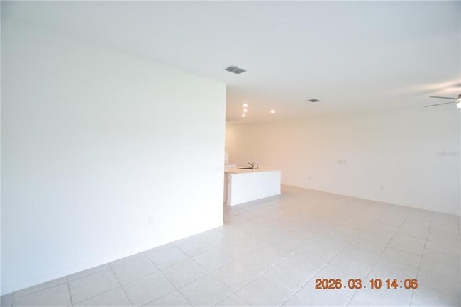 Building Photo - 6252 Shiner St