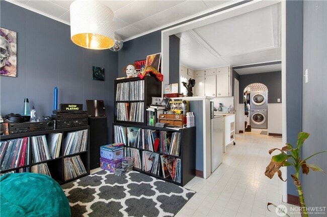 Building Photo - 4 bedroom home in one of Tacoma's most cov...