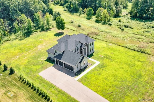 Building Photo - 5344 Birch Dr