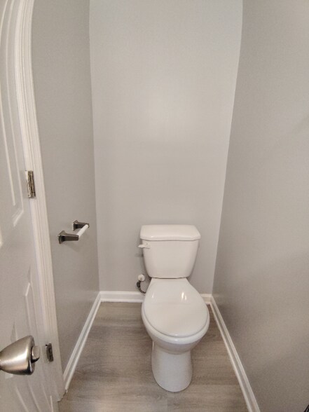 Building Photo - 16 Duiguid Dr
