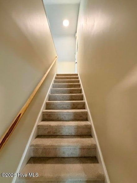 Building Photo - 157 Crooked Run Dr