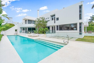 Building Photo - 1600 N Ocean Blvd