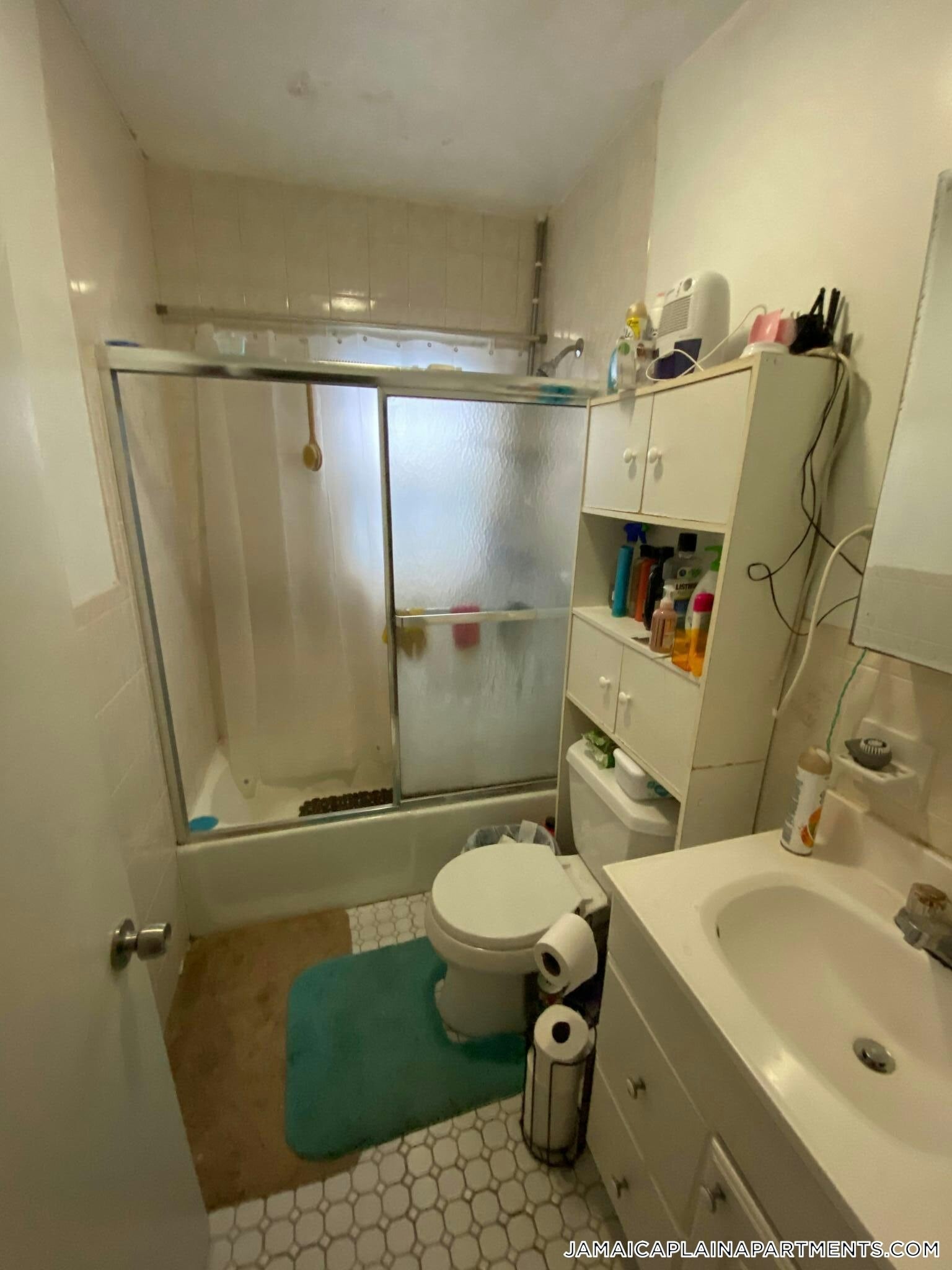 Building Photo - 44 Day St