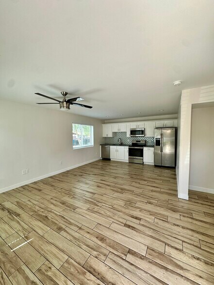 Building Photo - 2308 N 28th PL