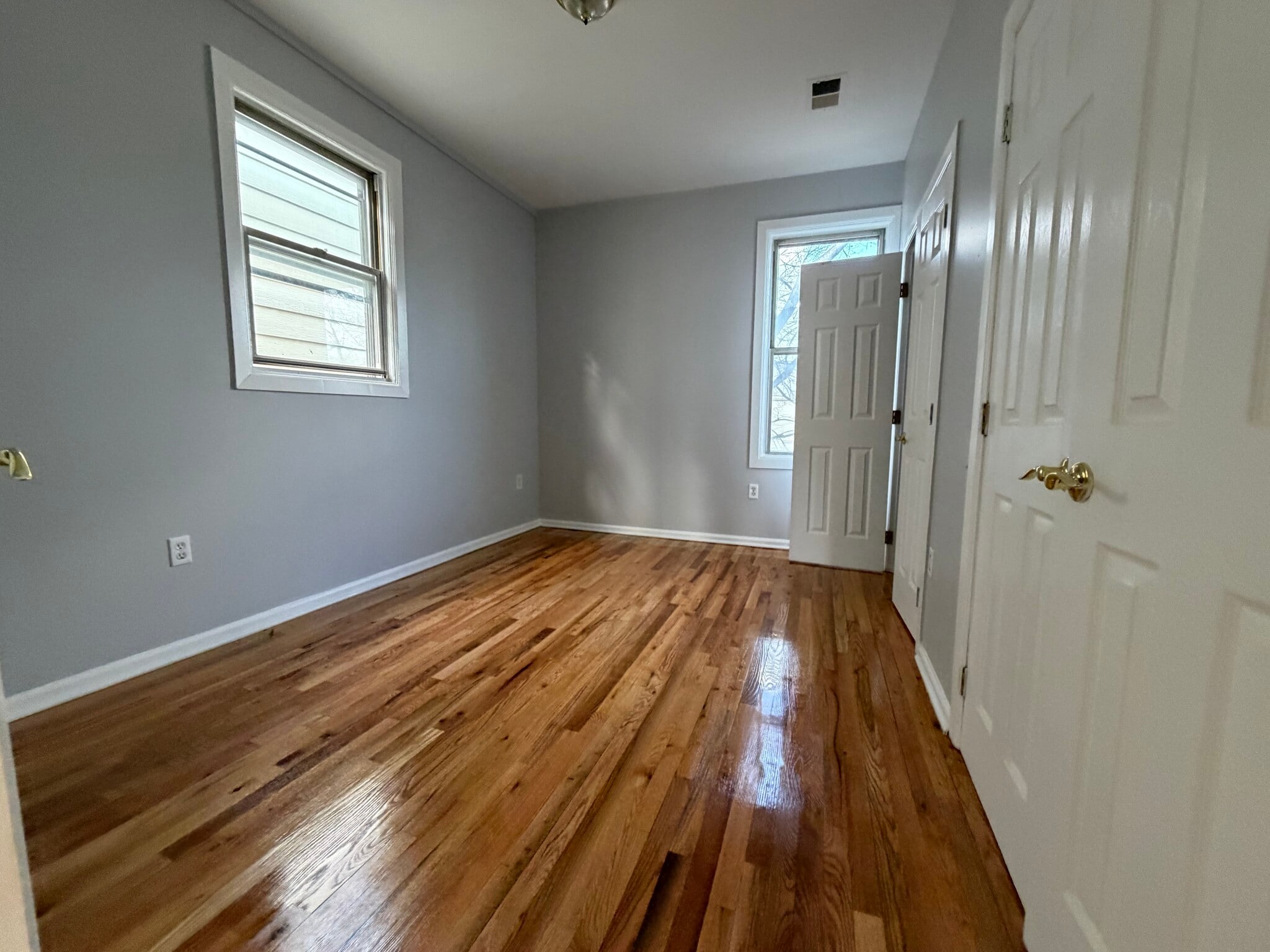 Building Photo - 50 Gates Ave