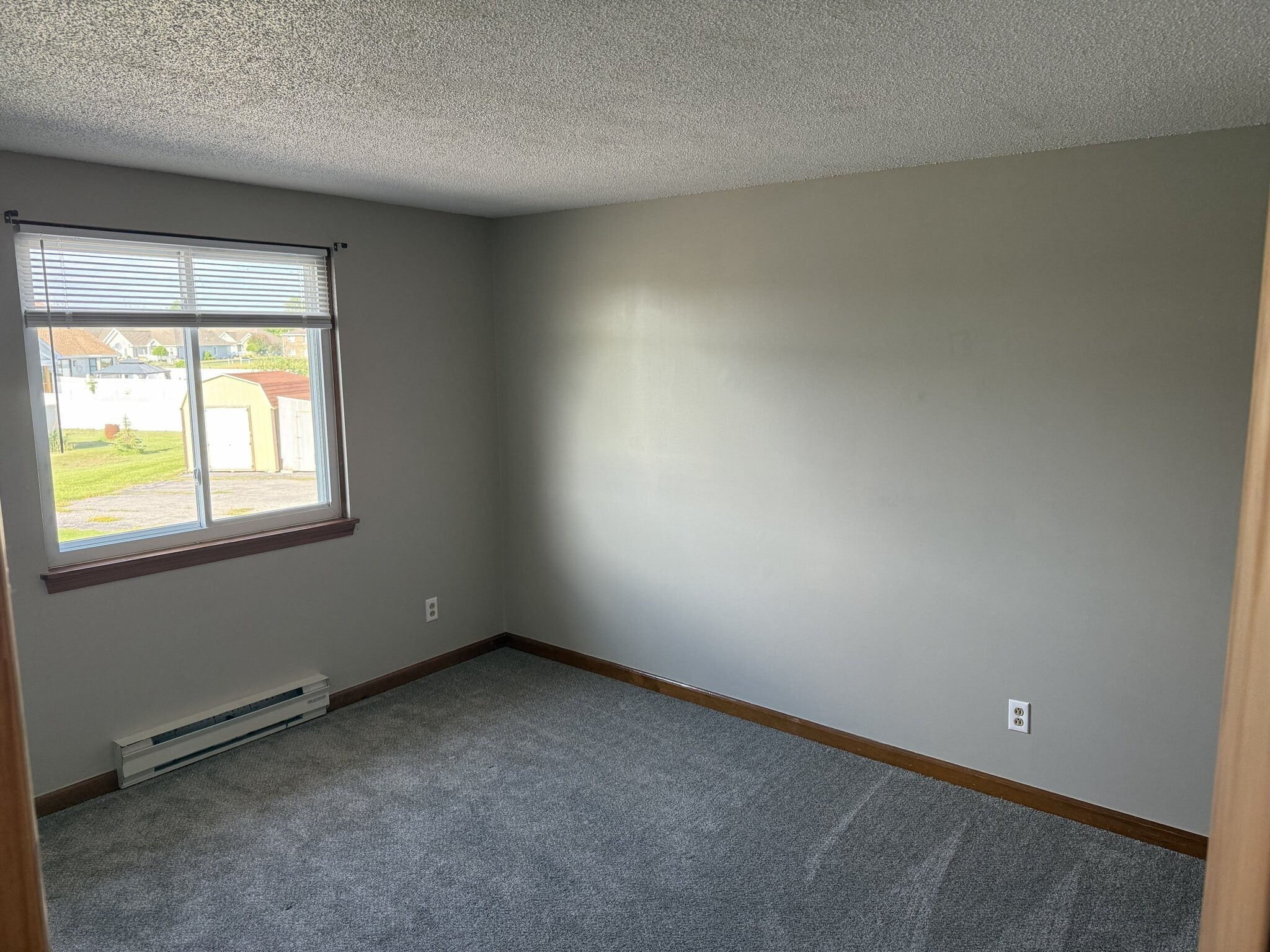 Building Photo - 2721 Alder Creek Dr S
