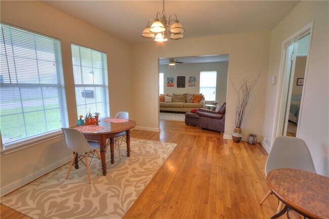 Building Photo - 3538 Austin St