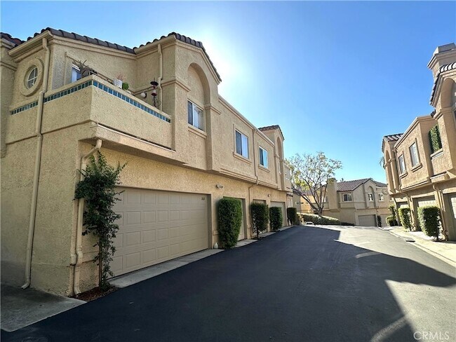 Building Photo - 21138 Jasmines Way