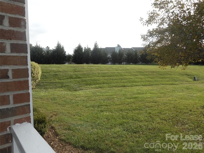 Building Photo - 8235 Circle Tree Ln