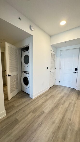 Building Photo - 15110 SW 128th Ave