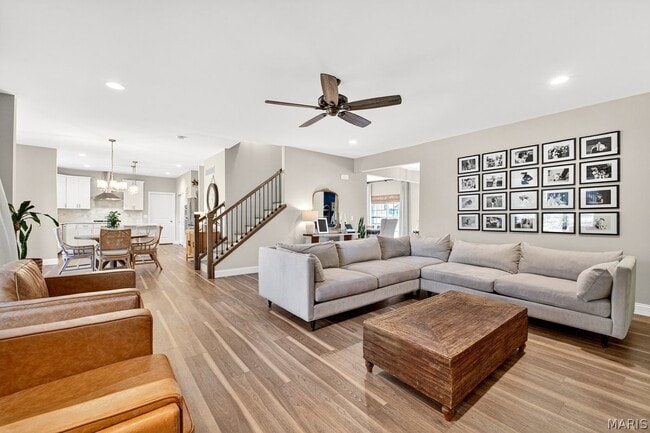 Building Photo - 415 Filipp Ln