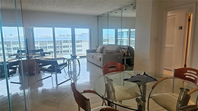 Building Photo - 1980 S Ocean Dr