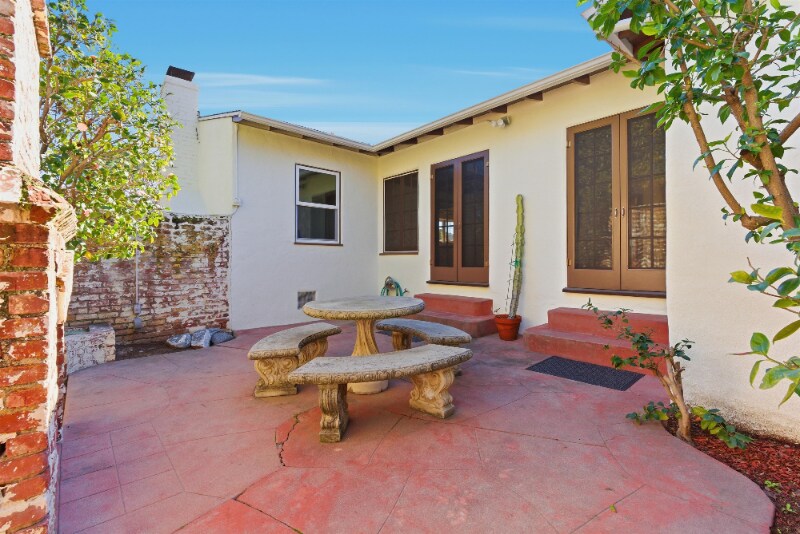 Building Photo - 2811 Bright Ln