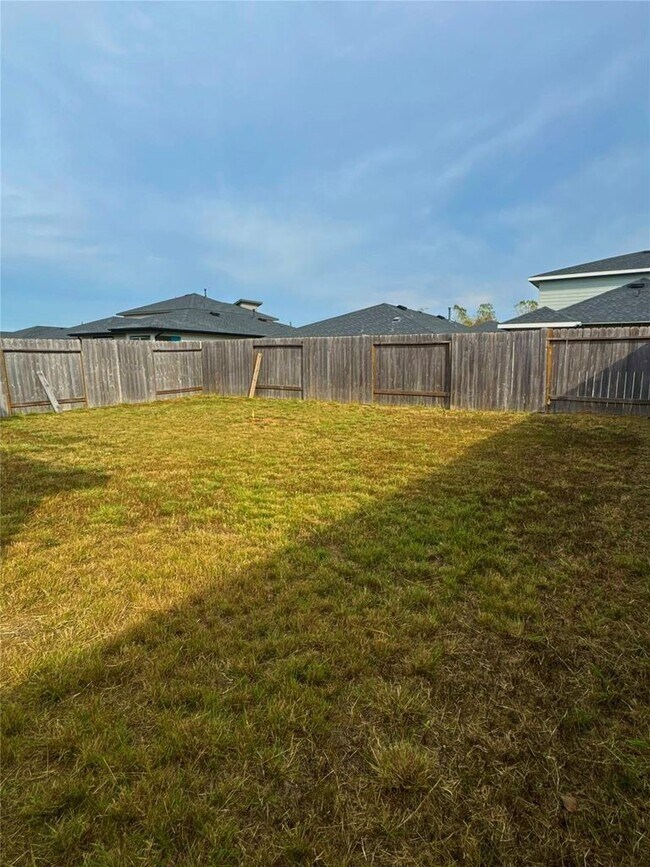 Building Photo - 12711 Basinghall Ln