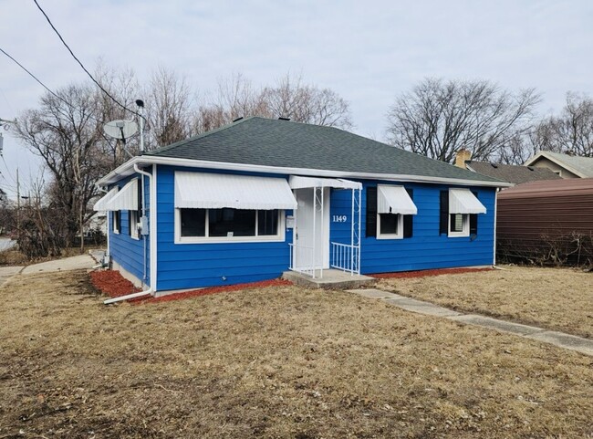 Primary Photo - 1149 Fairview Ave