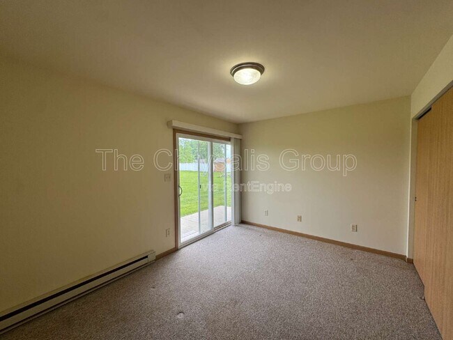 Building Photo - 1103 Carrie Ln