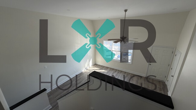 Building Photo - 318 White Ave