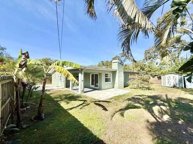 Building Photo - 2701 56th Ln N