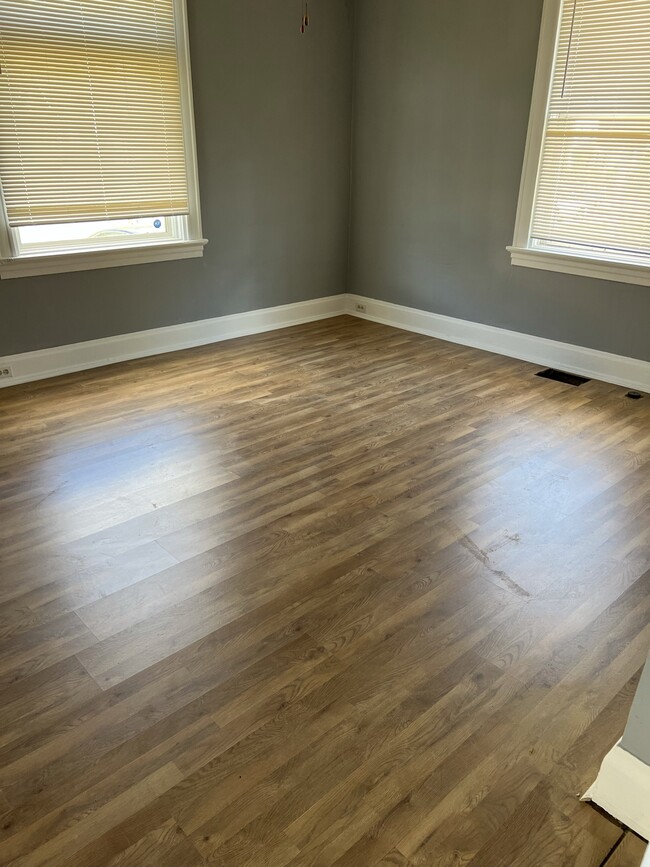 Building Photo - 1163 Homeside Ave