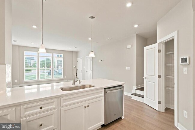 Building Photo - 14536 George Carter Way