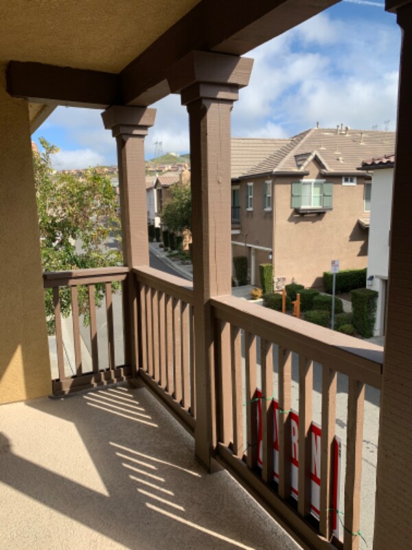 Building Photo - 28427 Santa Rosa Ln