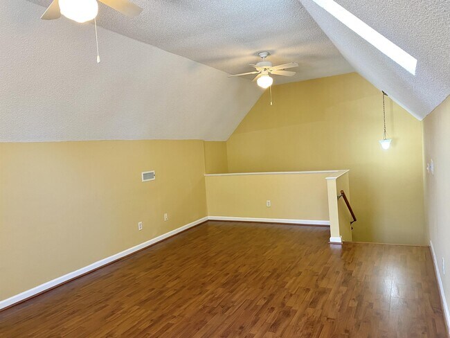 Building Photo - 42 Westminster Pl