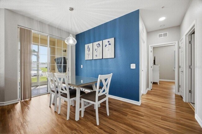 Building Photo - 301 Terrace Ridge Cir
