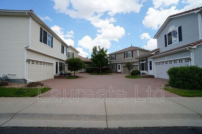 Building Photo - 20000 E Mitchell Pl