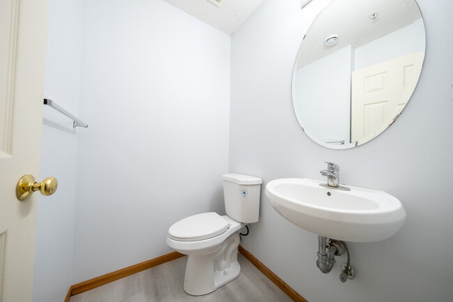 Building Photo - 15316 Founders Ln