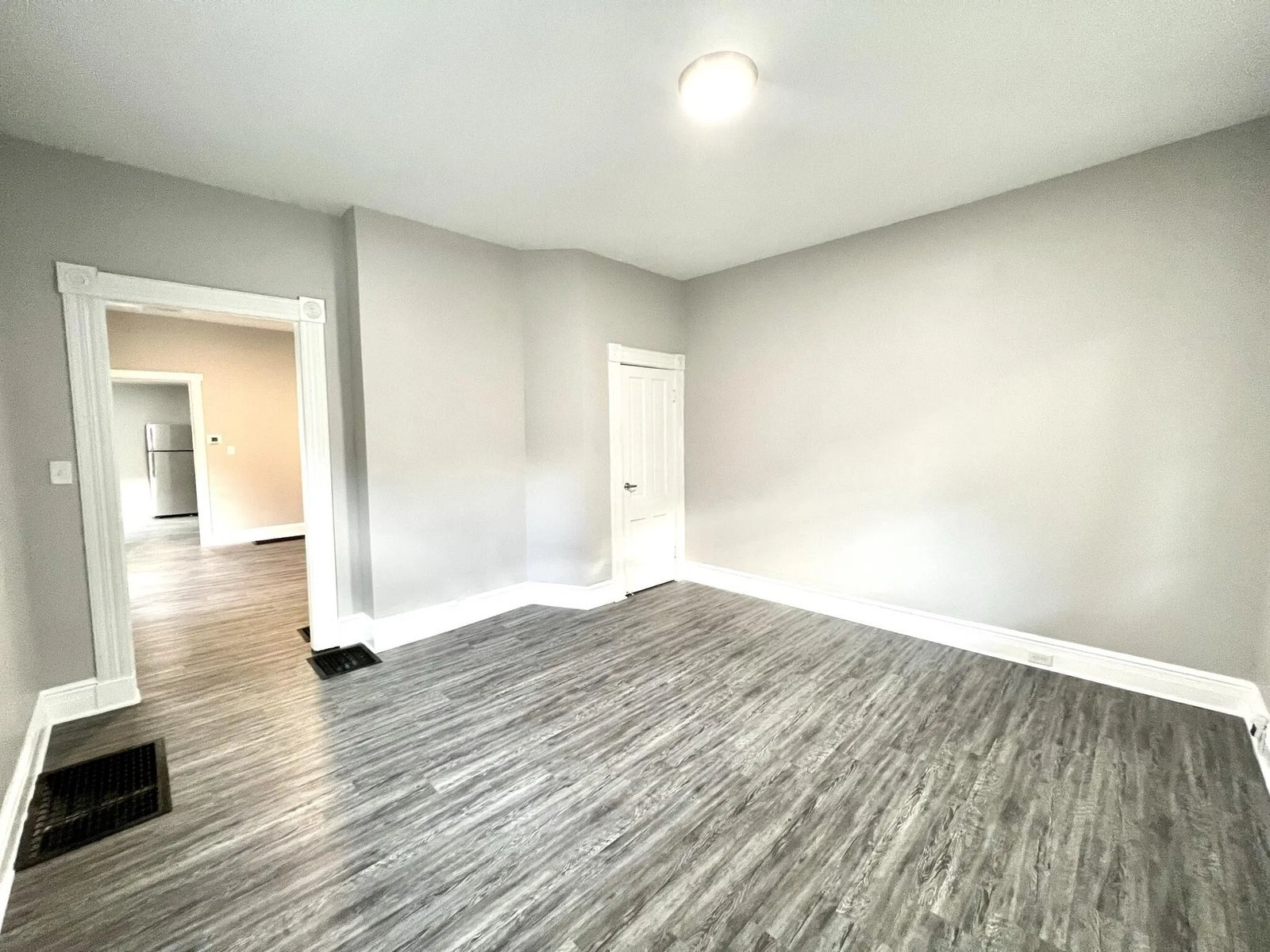 Building Photo - 1607 Banklick St