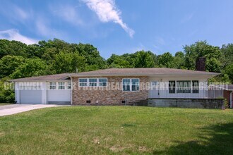 Building Photo - 4890 College Dr E
