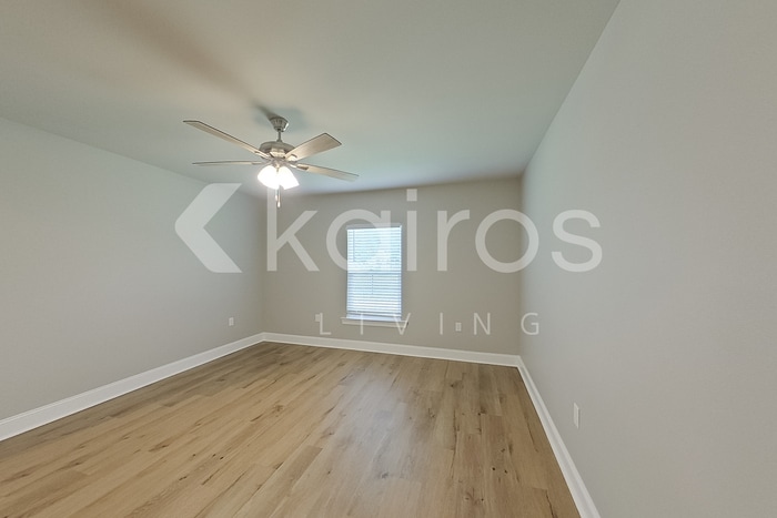 Building Photo - 13709 Pinyon Dr