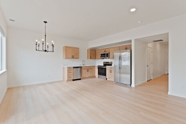 Building Photo - 19308 E Sprague Ave