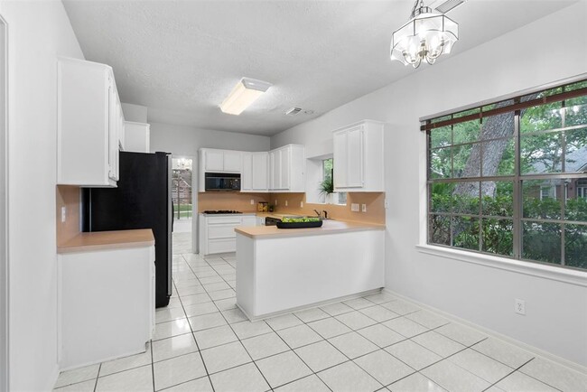 Building Photo - 6614 Berrytree Ln