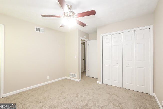 Building Photo - 1576 Ember Cir SW