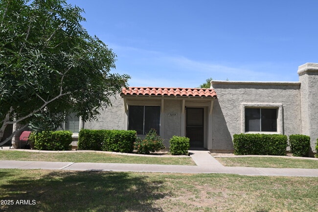 Building Photo - 5039 N 81st St
